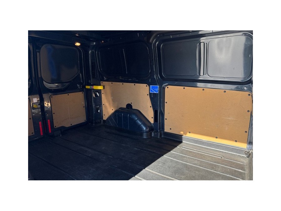 FORD d'occasion T.CUSTOM 2.2 CRDI 155 de 2013 Compiègne (60)﻿