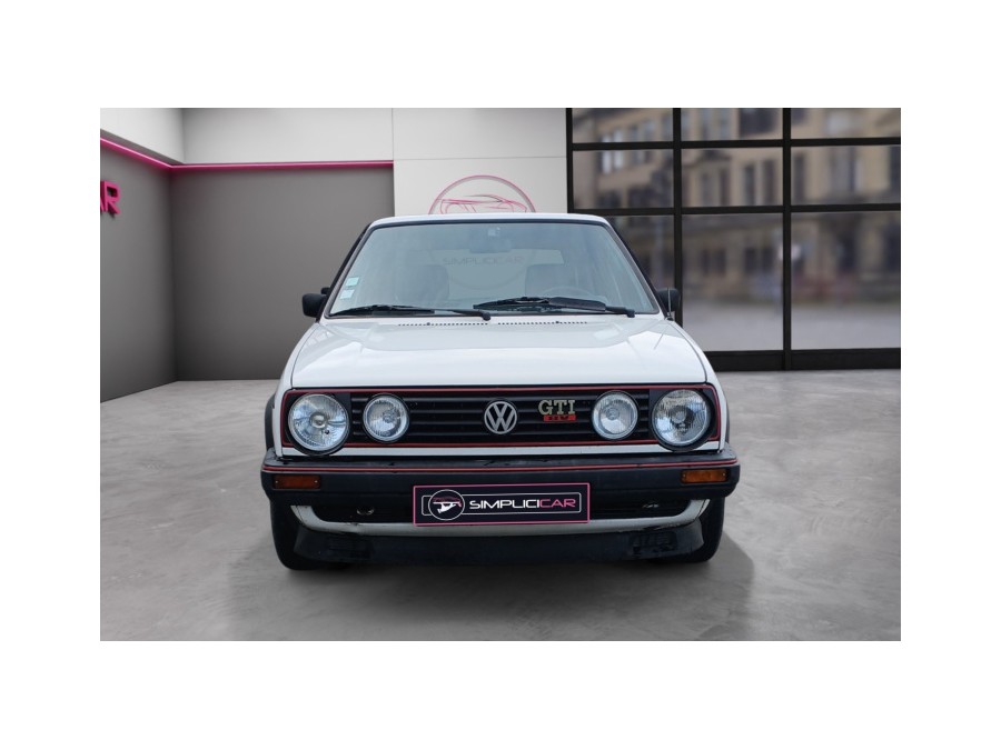 VOLKSWAGEN d'occasion GOLF GTI de 1986 La Ciotat (13)﻿