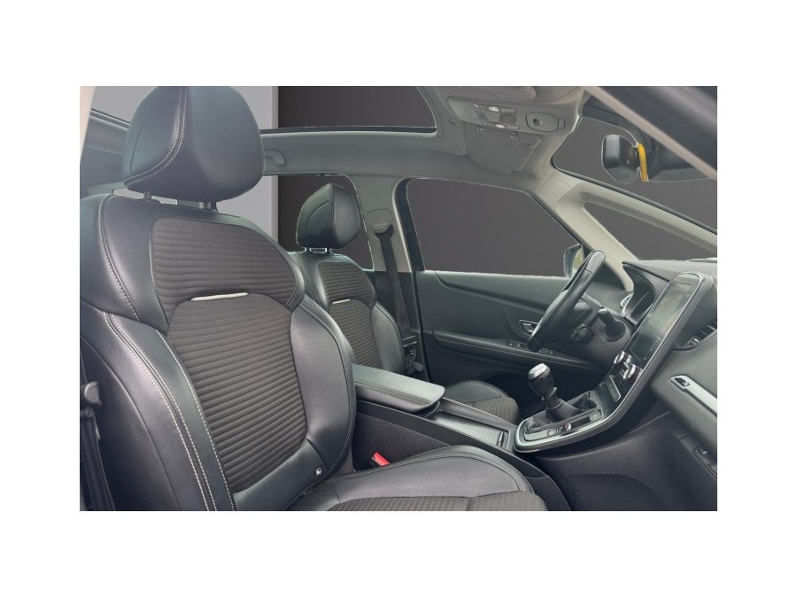 RENAULT d'occasion SCÉNIC IV Scenic dCi 130 Energy Intens de 2017