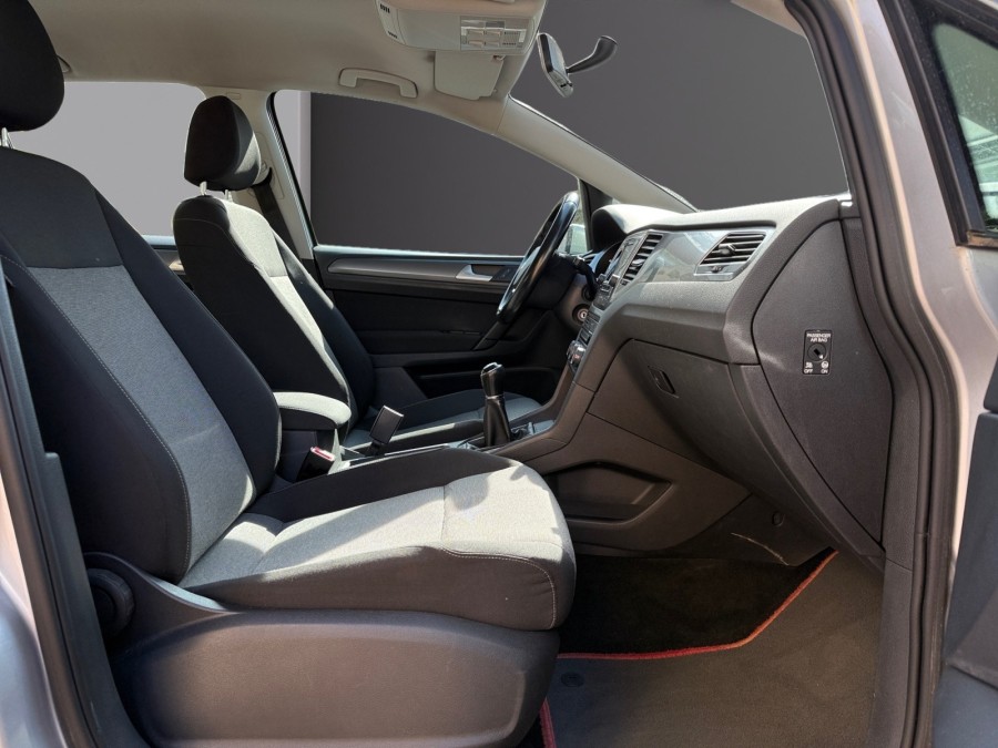 VOLKSWAGEN d'occasion GOLF 1.6 TDI 90 TRENDLINE BUSINESS de 2015