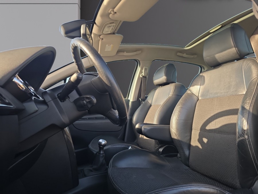 PEUGEOT d'occasion 207 1.6 VTI 16V 120 PREMIUM PACK de 2007 Vichy