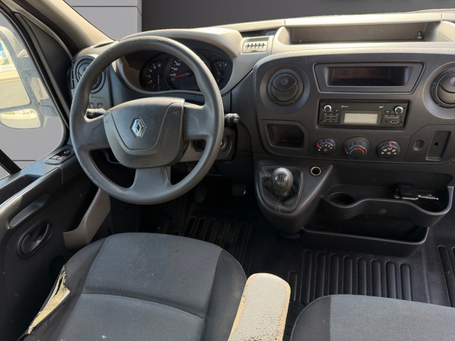 RENAULT d'occasion MASTER F3500 L2H2 DCI 125 PRO+ de 2016 Orleans