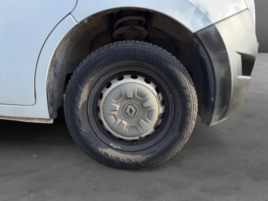 RENAULT d'occasion MASTER F3500 L2H2 DCI 125 PRO+ de 2016 Orleans