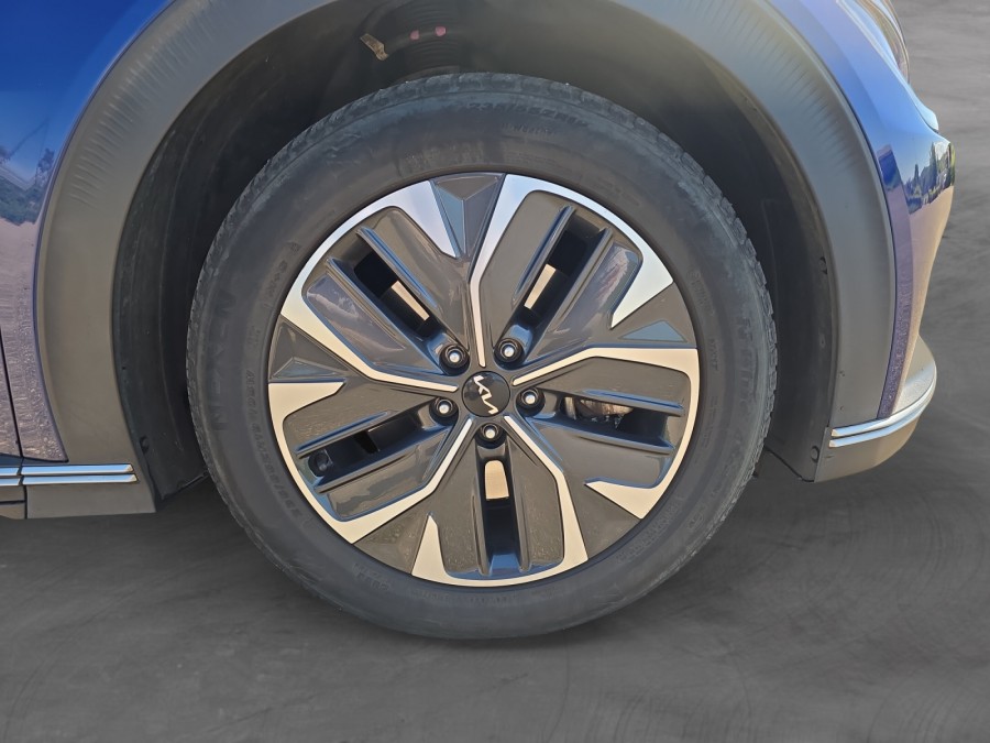 KIA d'occasion EV6 325 DESIGN de 2022 Vichy (03)﻿