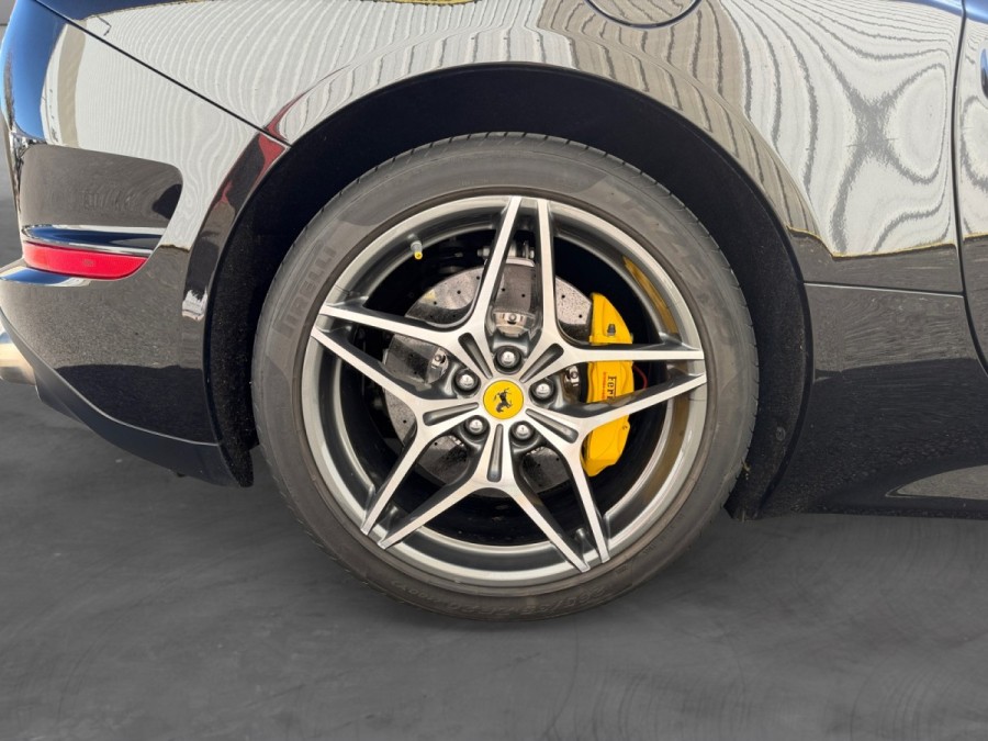 FERRARI d'occasion CALIFORNIA 3.9 V8 T 560 de 2015 Saint Maximin (60)﻿