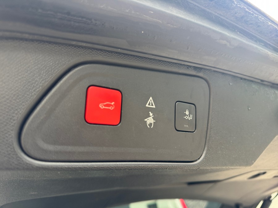 PEUGEOT d'occasion 3008 1.2 PURE TECH 130 ACTIVE EAT de 2017 Vienne