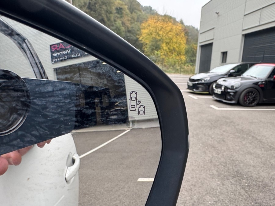 PEUGEOT d'occasion 3008 1.2 PURE TECH 130 ACTIVE EAT de 2017 Vienne