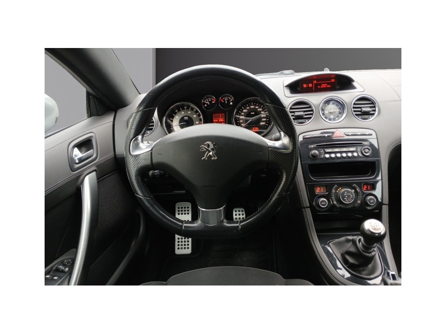 PEUGEOT d'occasion RCZ 1.6 THP 155 de 2014 La Ciotat (13)﻿