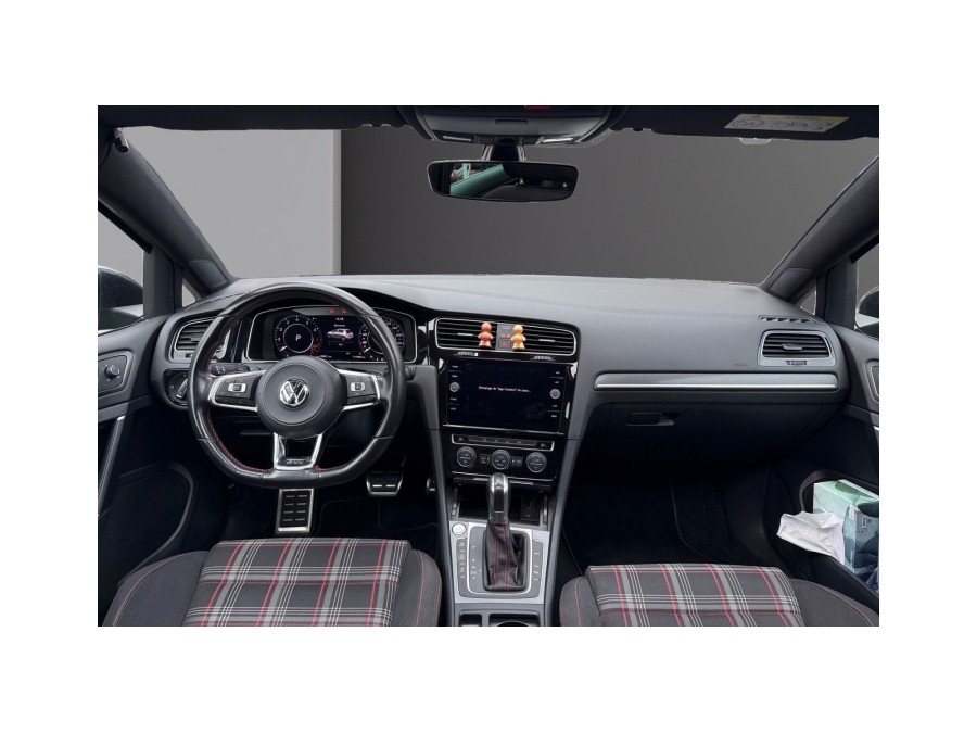 VOLKSWAGEN d'occasion GOLF GTI PIRELLI 2.0T FSI 230 DSG de 2019