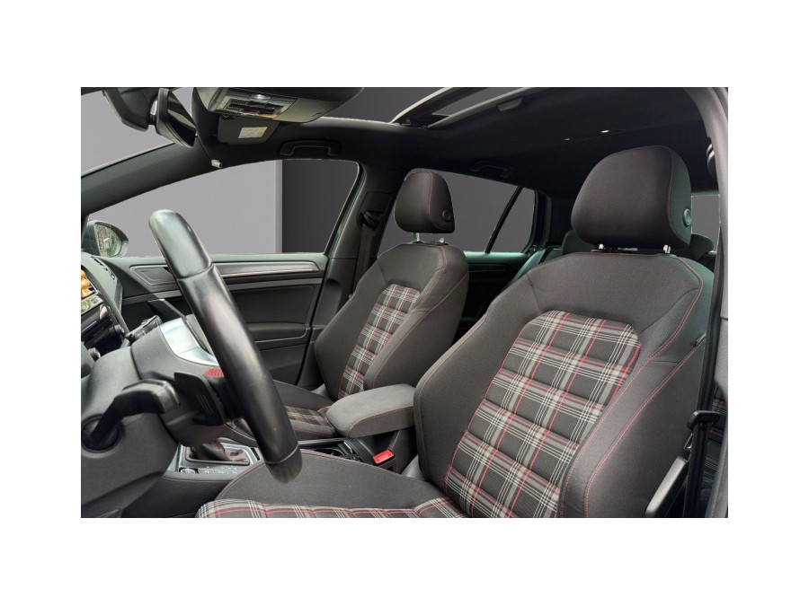 VOLKSWAGEN d'occasion GOLF GTI PIRELLI 2.0T FSI 230 DSG de 2019