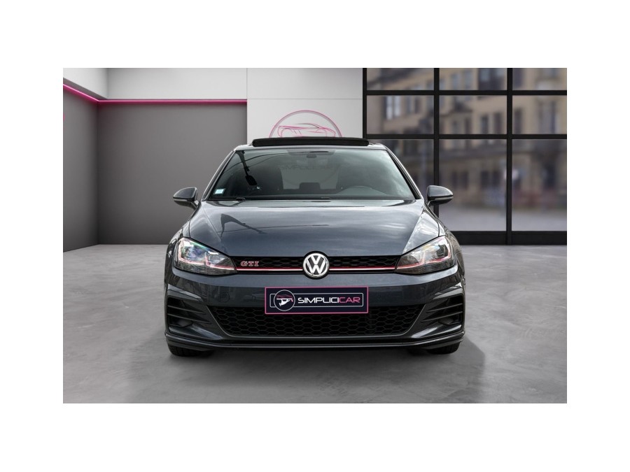 VOLKSWAGEN d'occasion GOLF GTI PIRELLI 2.0T FSI 230 DSG de 2019