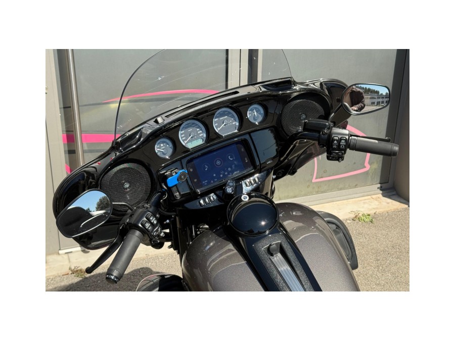 HARLEY DAVIDSON d'occasion FLHTK CVO ELECTRA ULTRA LIMITED de 2023 La