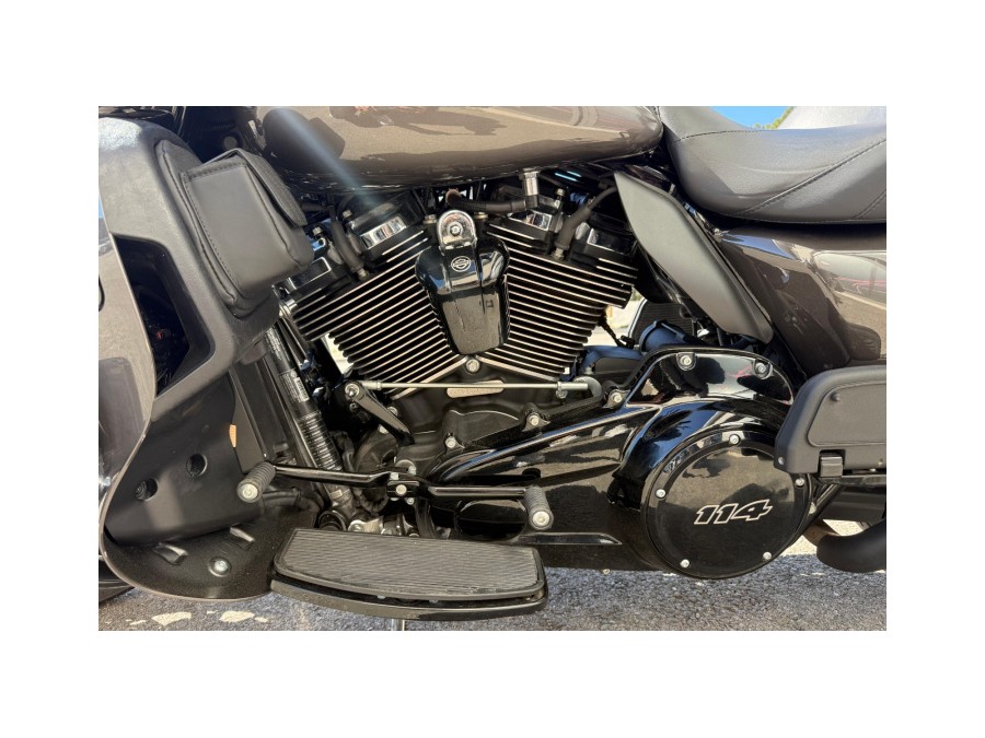 HARLEY DAVIDSON d'occasion FLHTK CVO ELECTRA ULTRA LIMITED de 2023 La