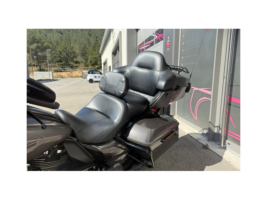 HARLEY DAVIDSON d'occasion FLHTK CVO ELECTRA ULTRA LIMITED de 2023 La