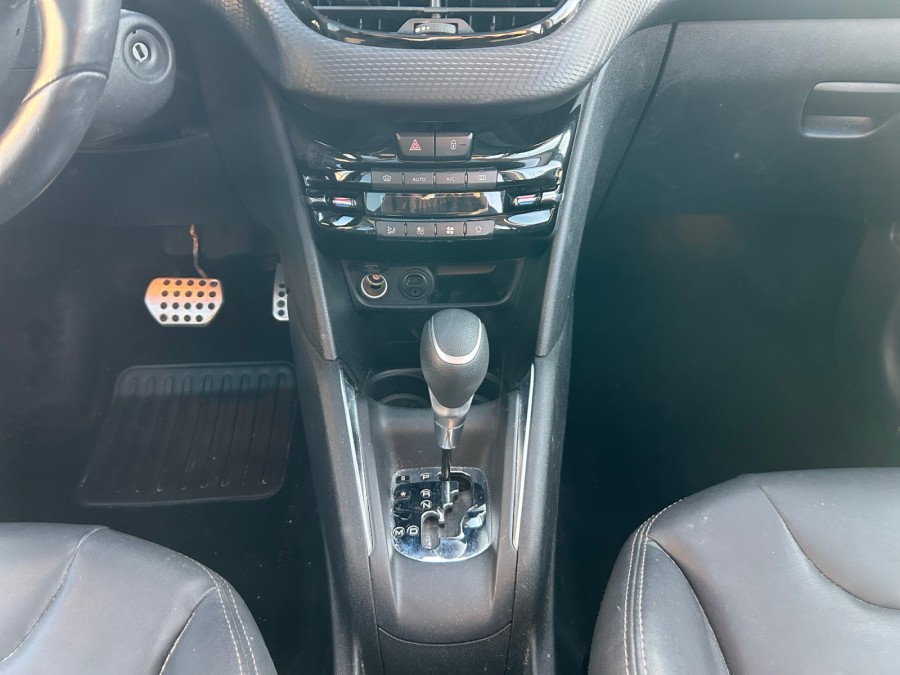 PEUGEOT d'occasion 208 1.2 PURETECH _ 12V de 2016 Pontarlier (25)﻿