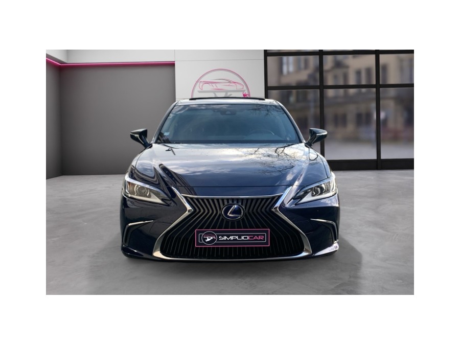 LEXUS d'occasion ES 300H LUXE de 2021 Montreuil (93)﻿