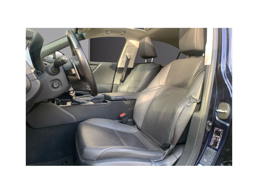 LEXUS d'occasion ES 300H LUXE de 2021 Montreuil (93)﻿
