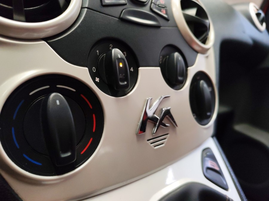 FORD d'occasion KA 1.2 69 TREND de 2010 St Jean du Cardonnay (76)﻿