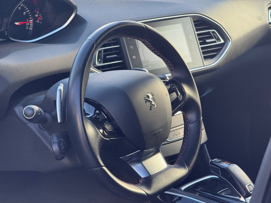 PEUGEOT d'occasion 308 1.2 130 Tech Edition EAT de 2020 Orleans (45)﻿