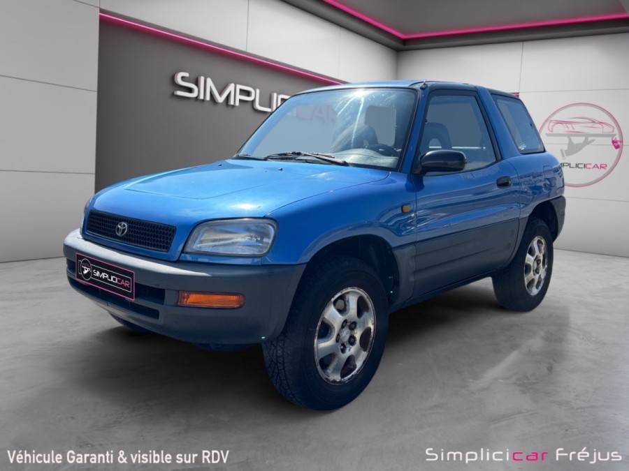 TOYOTA d'occasion RAV4 4X4 VX de 1995 Frejus (83)﻿