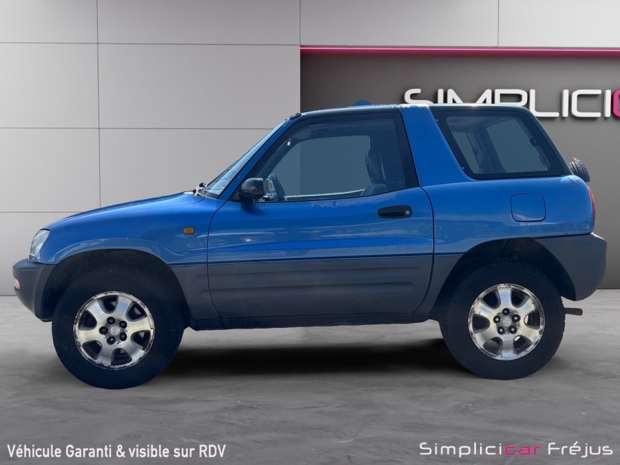 TOYOTA d'occasion RAV4 4X4 VX de 1995 Frejus (83)﻿