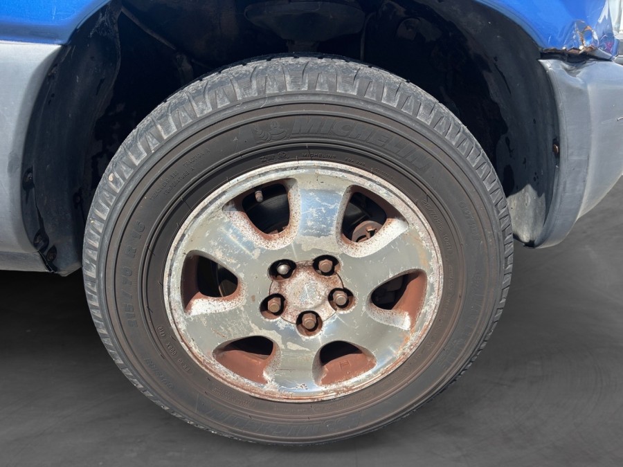 TOYOTA d'occasion RAV4 4X4 VX de 1995 Frejus (83)﻿