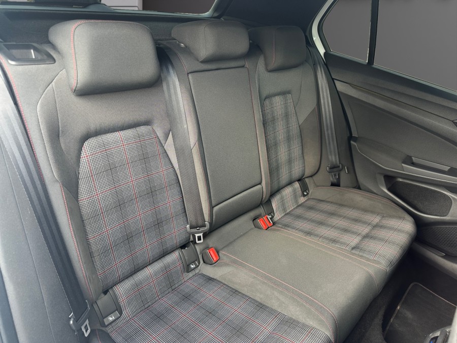 VOLKSWAGEN d'occasion GOLF VIII 2.0 TSI 245 GTI DSG de 2020 Poitiers