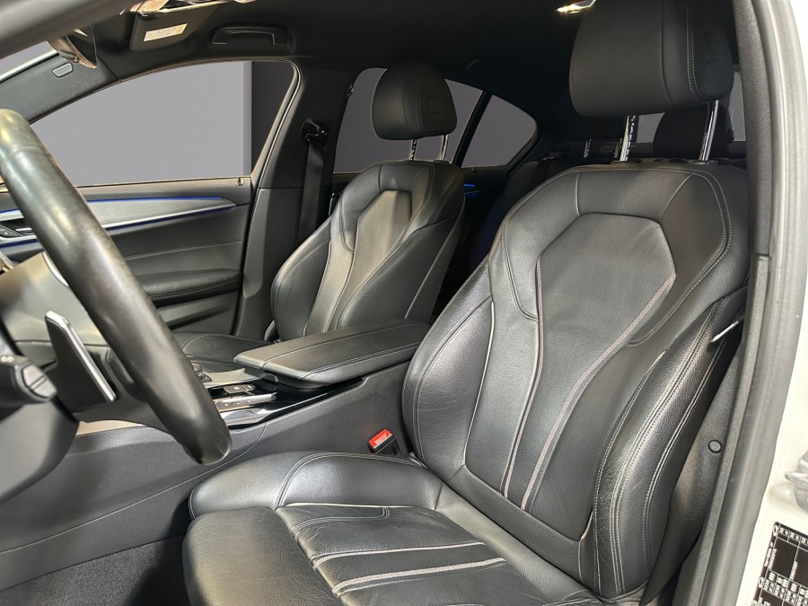 BMW d'occasion SERIE 5 Serie 5 G30 530eA iPerformance de 2017 Lorient