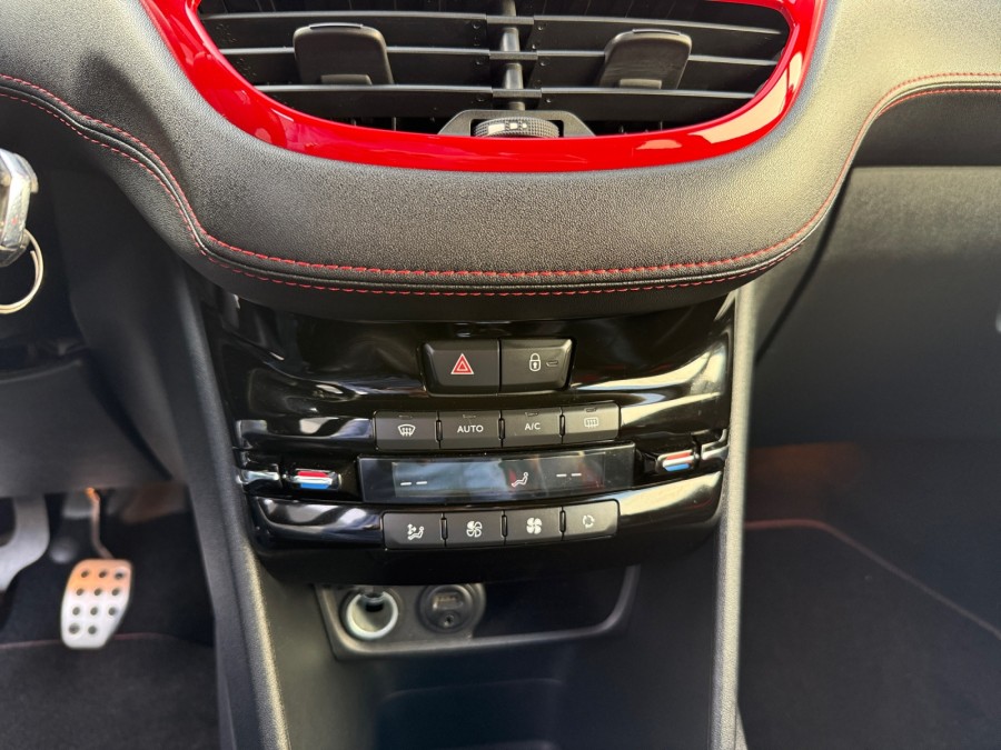 PEUGEOT d'occasion 208 1.6 THP 200 GTI LIMITED EDITION de 2013 Saint