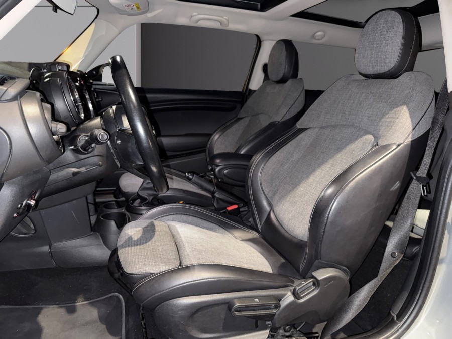 MINI d'occasion ONE ONE 102 de 2017 Cannes (06)﻿