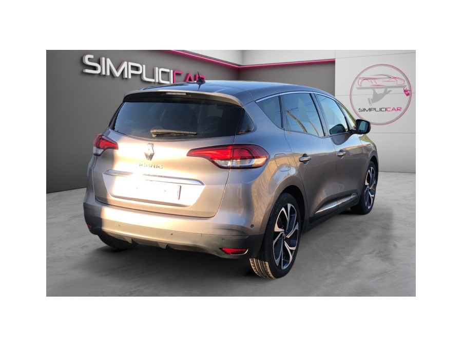 RENAULT d'occasion SCENIC 1.7 BLUE DCI 150 BUSINESS INTENS EDC de