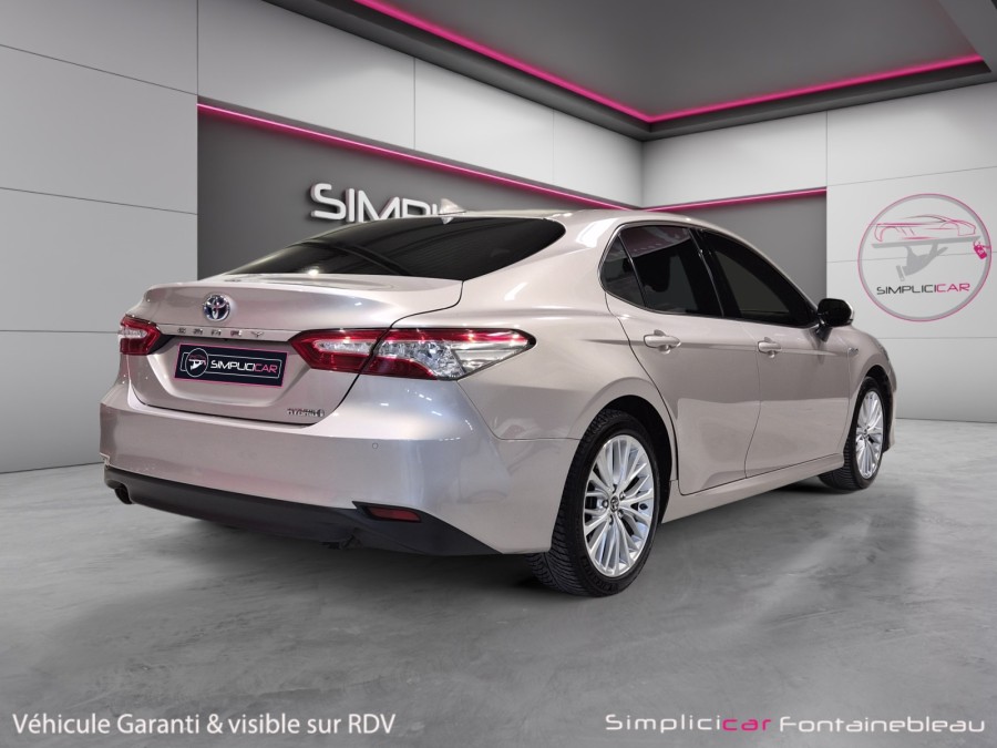 TOYOTA d'occasion CAMRY HYBRIDE 218 2WD DESIGN de 2019 Fontainebleau