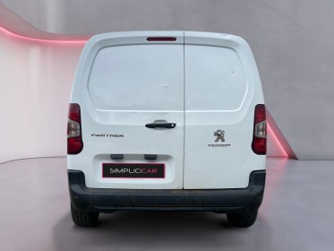 Peugeot  partner fourgon standard 650 kg 1.5 bluehdi 75 bvm5 premium// occasion simplicicar orgeval  simplicicar simplicibike...