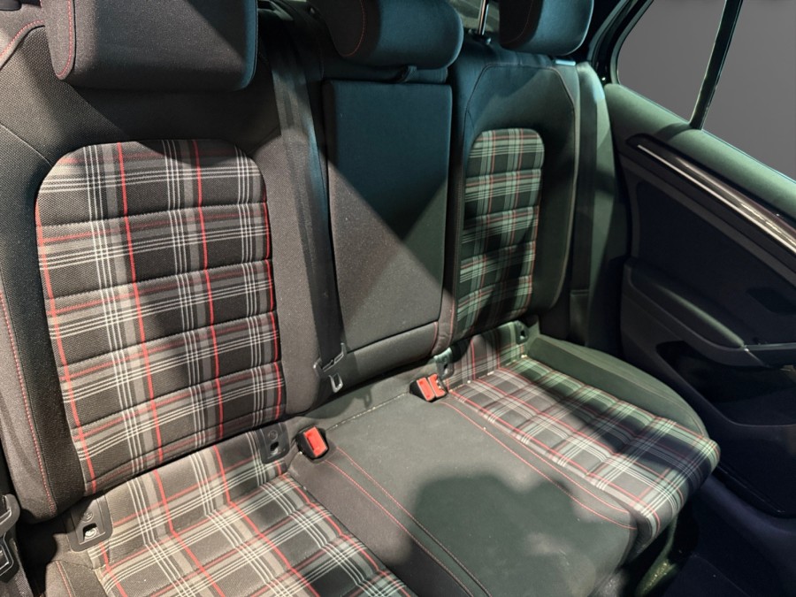 VOLKSWAGEN d'occasion GOLF 2.0 TSI 220 GTI DSG de 2016 Narbonne (11)﻿