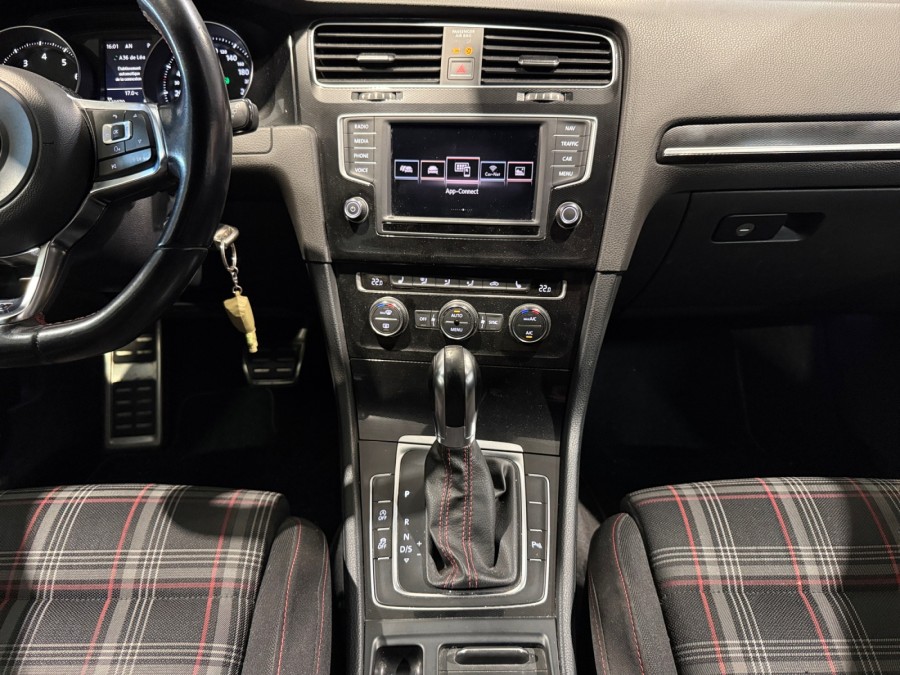 VOLKSWAGEN d'occasion GOLF 2.0 TSI 220 GTI DSG de 2016 Narbonne (11)﻿