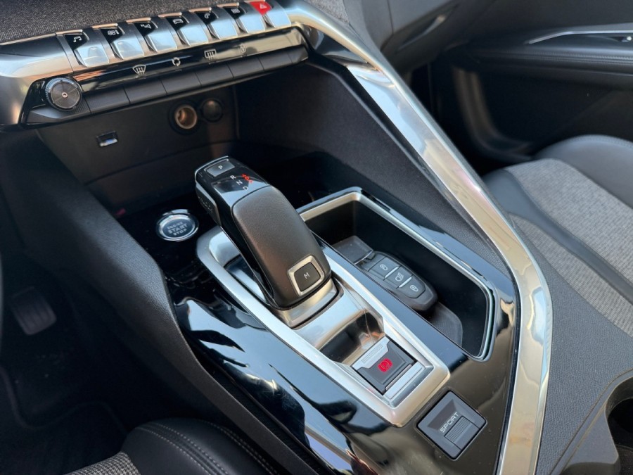 PEUGEOT d'occasion 5008 1.2 PURE TECH 130 ALLURE EAT PH2 de 2019 Lyon