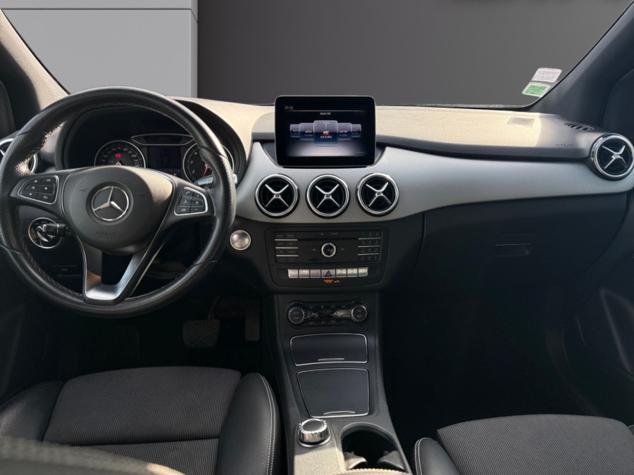 MERCEDES d'occasion CLASSE B B180 122 STARLIGHT EDITION de 2018