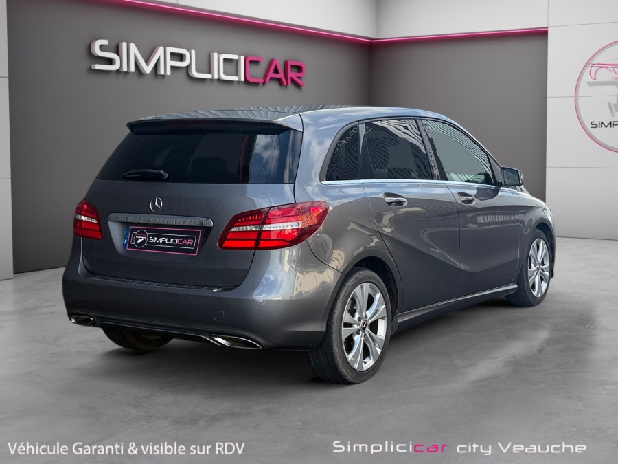 MERCEDES d'occasion CLASSE B B180 122 STARLIGHT EDITION de 2018