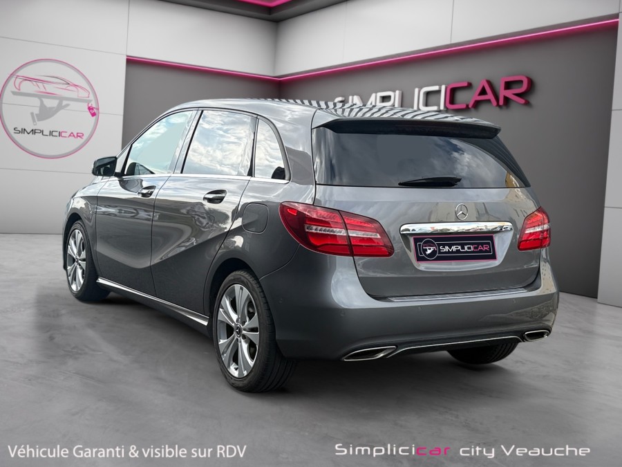 MERCEDES d'occasion CLASSE B B180 122 STARLIGHT EDITION de 2018