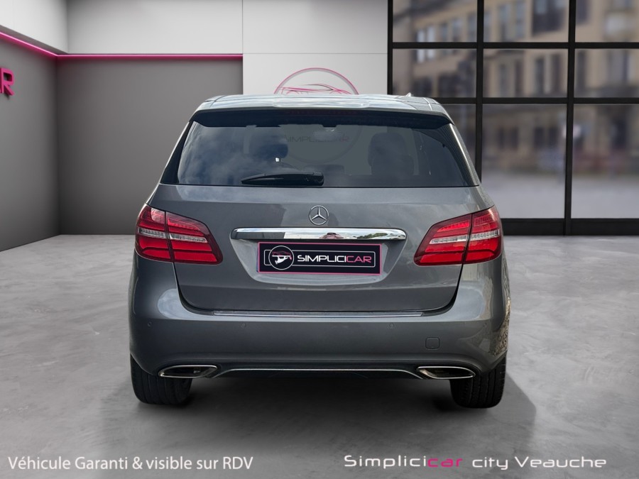 MERCEDES d'occasion CLASSE B B180 122 STARLIGHT EDITION de 2018