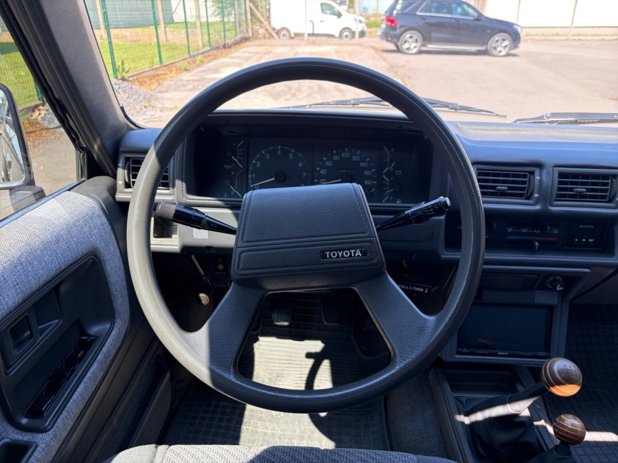 TOYOTA d'occasion 4-RUNNER 2.4i 4x4 de 1989 Arras (62)﻿