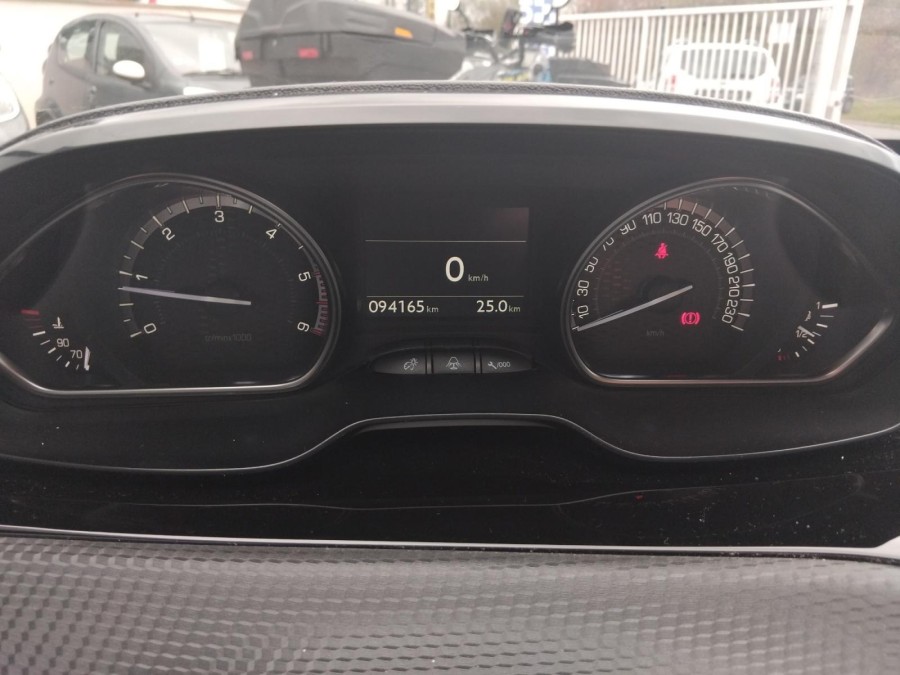 PEUGEOT d'occasion 2008 1.6 BLUE HDI 100 de 2017 Beauvais (60)﻿