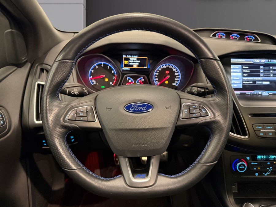 FORD d'occasion FOCUS 2.3 ECOBOOST 350 RS de 2016 Andrezieux (42)﻿