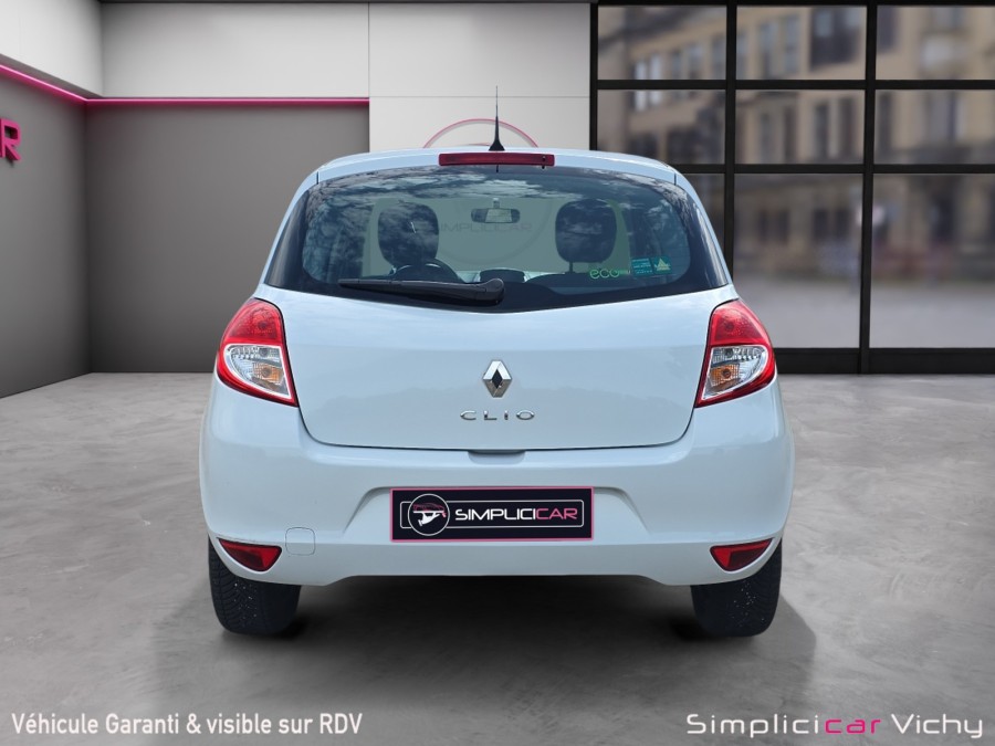 RENAULT d'occasion CLIO III RENAULT CLIO 3 ALIZEE 1.2 75 CH de 2011