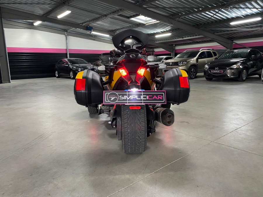 CAN AM d'occasion SPYDER ST CAN-AM de 2013 Meximeux (01)﻿