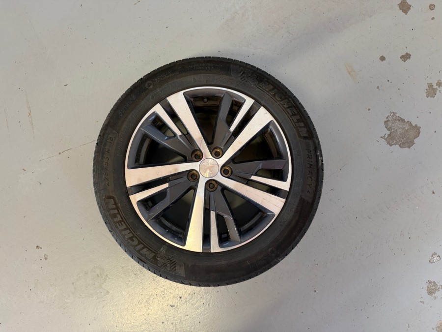 PEUGEOT d'occasion 3008 HYBRID 225 ACTIVE PACK E-EAT PH2 de 2022