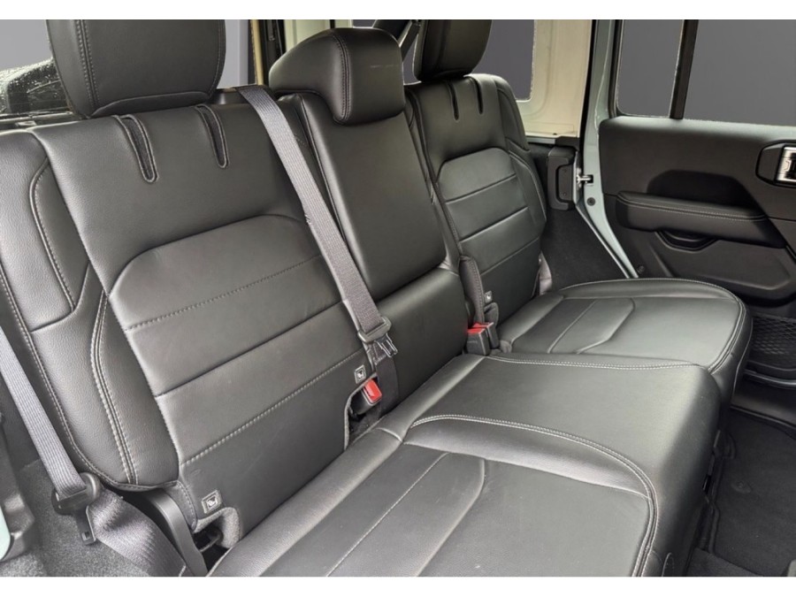 JEEP d'occasion WRANGLER 4XE 380 de 2023 Vernon (27)﻿