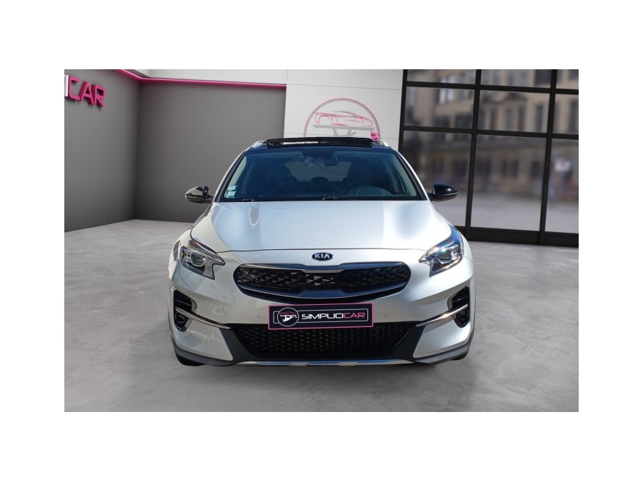 KIA d'occasion CEED XCEED 1.6 GDI 141 PHEV BLACK & WHITE EDITION de