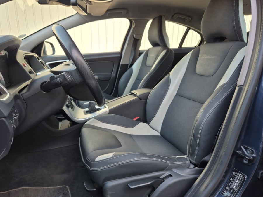 VOLVO d'occasion S60 1.6D 115 R-DESIGN de 2013 Arras (62)﻿