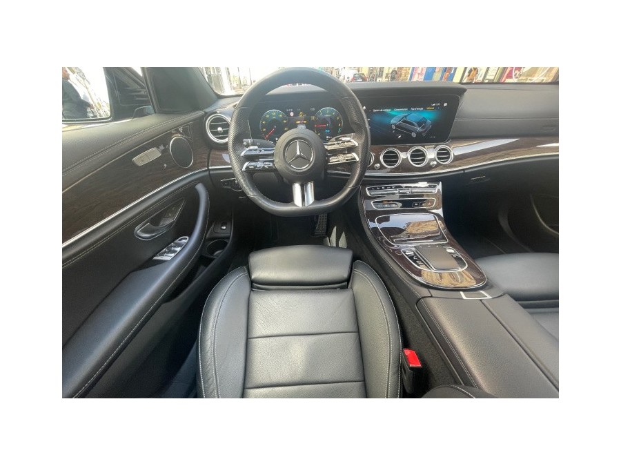 MERCEDES d'occasion CLASSE E V E300 DE AMG LINE BA de 2022 Paris 15